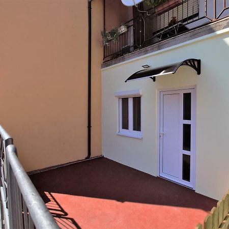 Studio Apartman Danijela Πούλα Εξωτερικό φωτογραφία